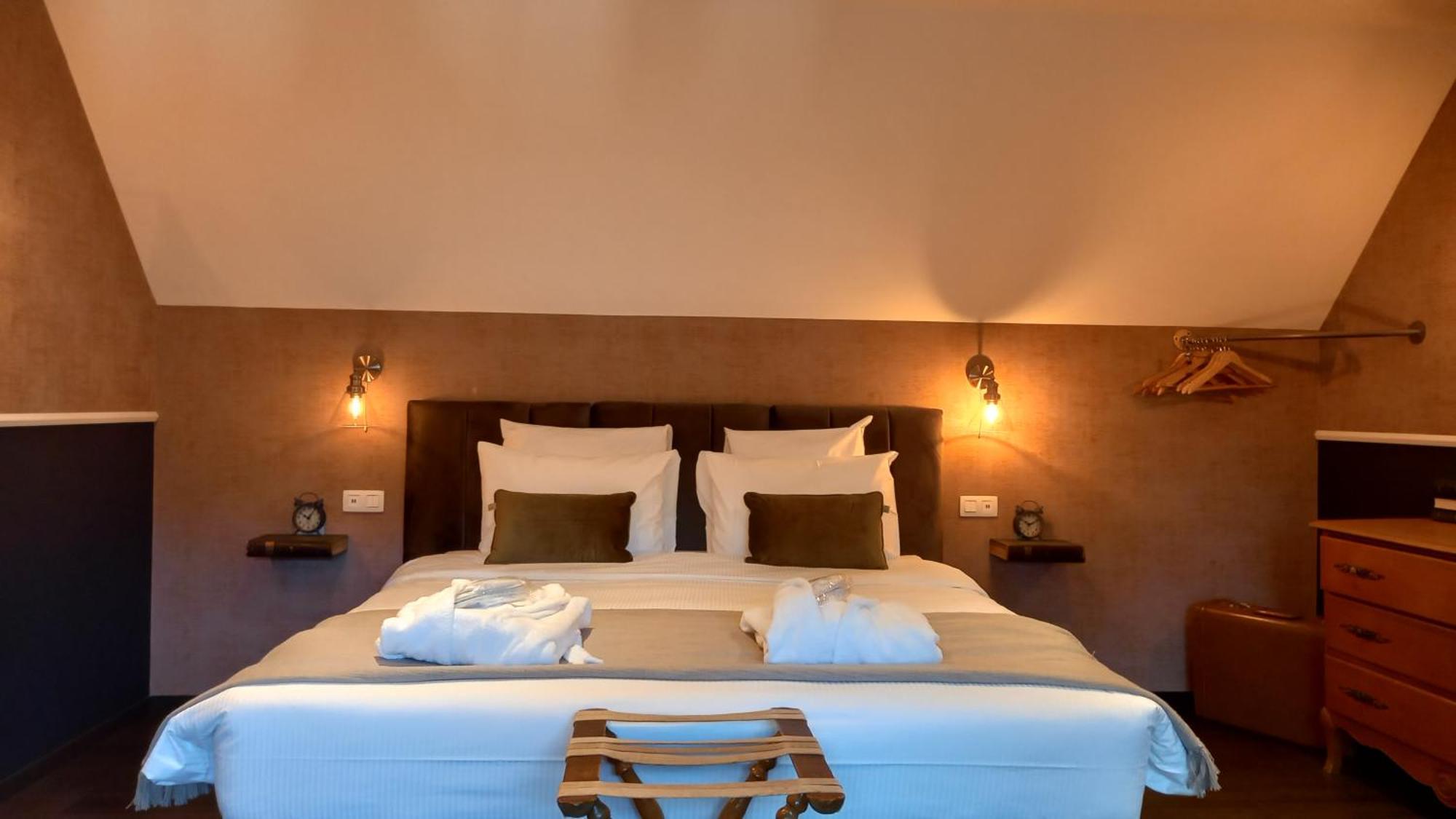 Chambres D'Hotes - Au Clos D'Amande Lasne Quarto foto